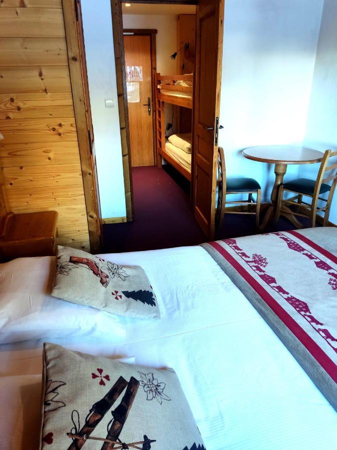 Epicea Lodge Hotel Et Camping Пралонян-ла-Вануаз Екстериор снимка