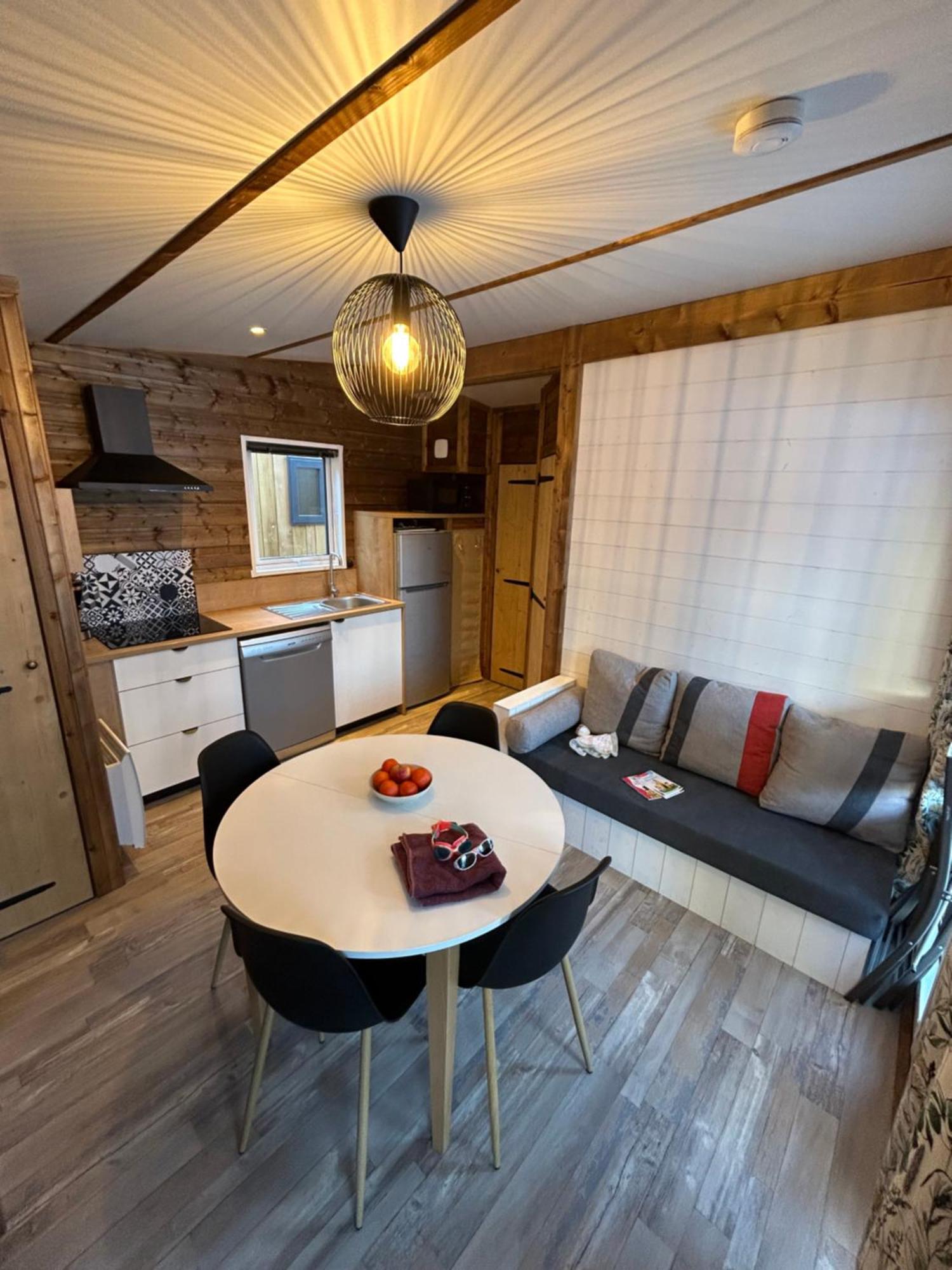 Epicea Lodge Hotel Et Camping Пралонян-ла-Вануаз Екстериор снимка