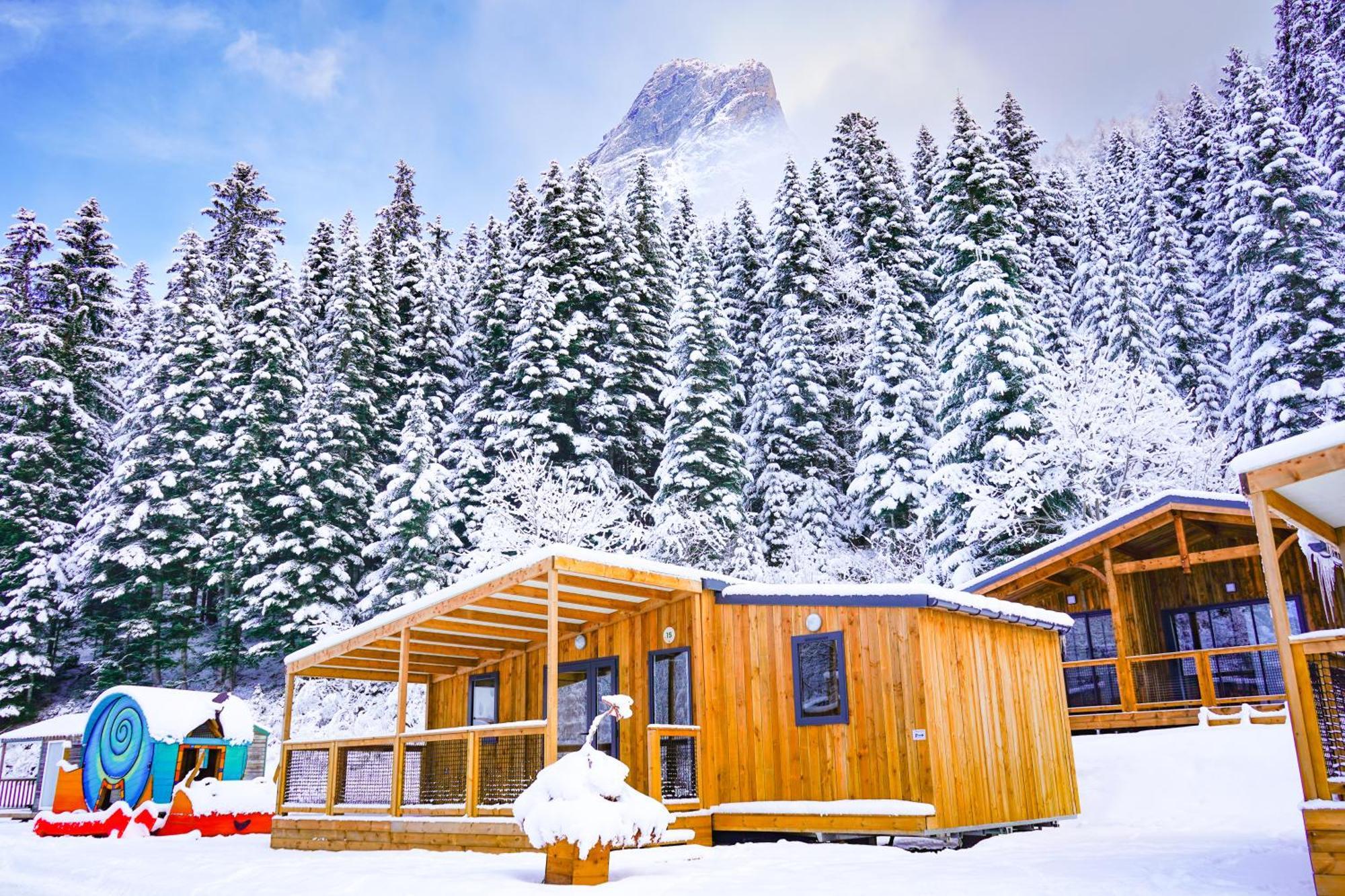 Epicea Lodge Hotel Et Camping Пралонян-ла-Вануаз Екстериор снимка