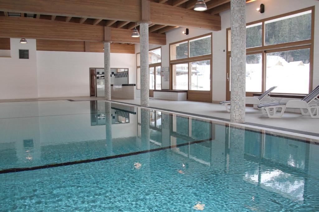 Epicea Lodge Hotel Et Camping Пралонян-ла-Вануаз Екстериор снимка